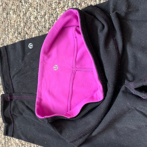 Lululemon Athletica Revsersible Cropped Leggings - Picture 2 of 4